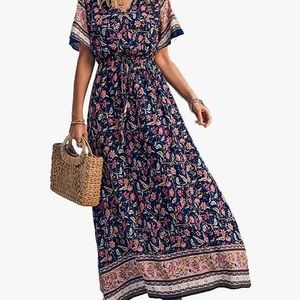 NEVER WORN Summer Bohemian V-Neck Floral Maxi Dress